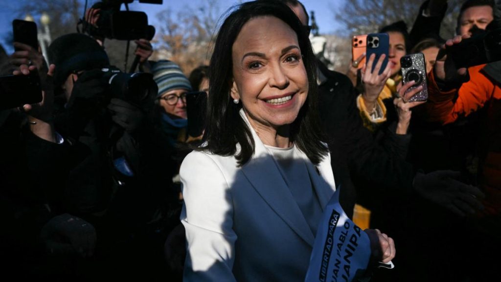 Machado le presentó la medalla del Nobel de la Paz a Donald Trump en la Casa Blanca