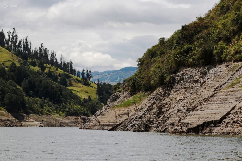 Mazar recupera caudales por lluvias en Cuenca, pero aún está por debajo de 2025