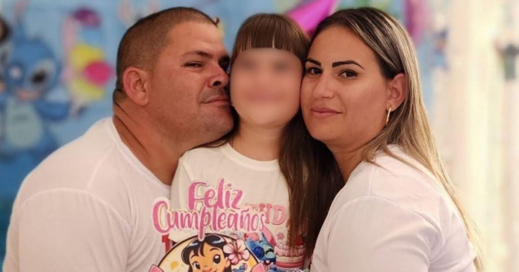 Médico cubano que salvó a muchos, hoy necesita ayuda para poder volver a caminar