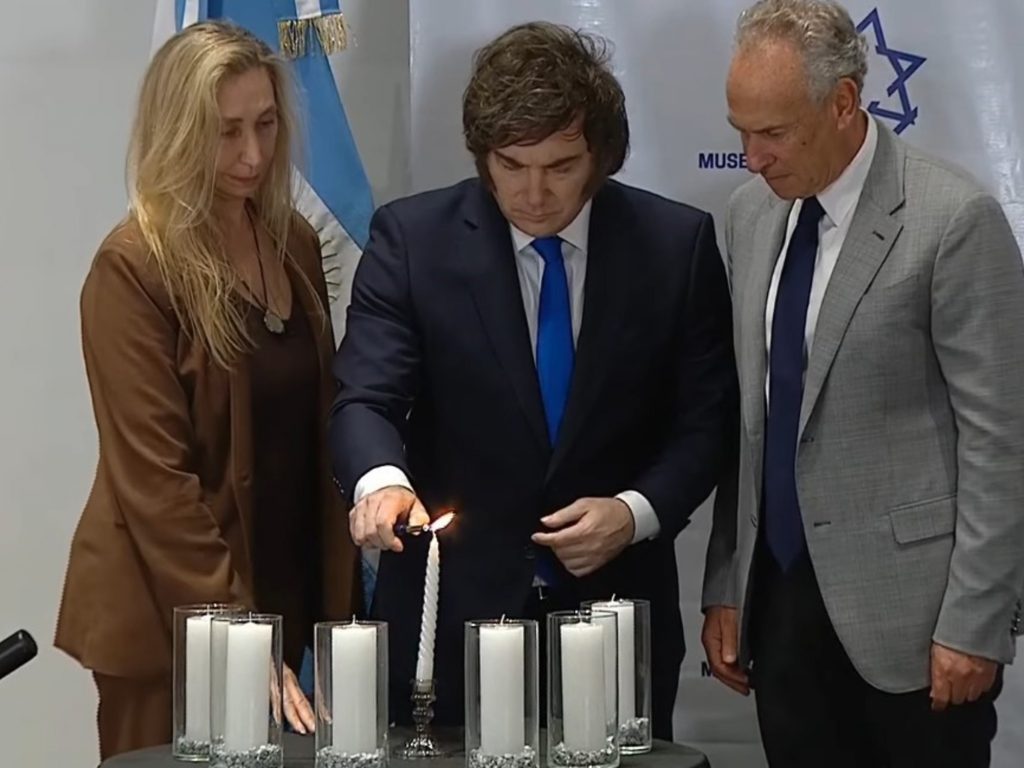 Milei volvió a condenar el antisemitismo y lo corporativo a la izquierda y al terrorismo islámico