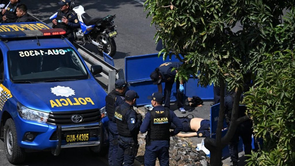 Motines de pandilleros en cárceles de Guatemala deja al menos 8 muertos