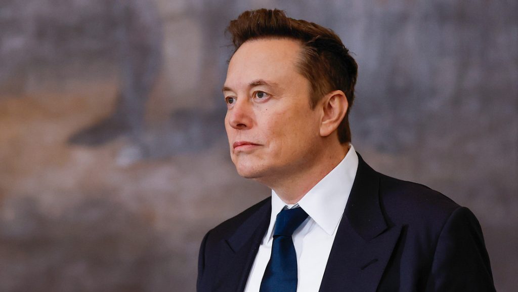 Musk se suma a la crítica de Dúrov sobre la seguridad de Whatsapp