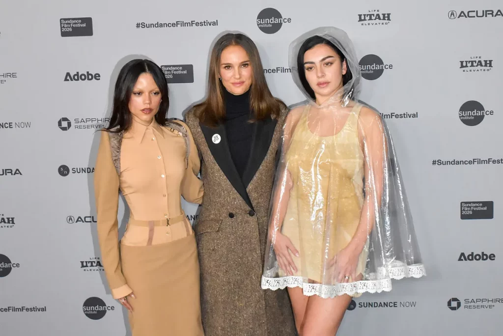 Natalie Portman, Jenna Ortega y otras estrellas de Hollywood apuntan a Trump tras una nueva muerte a manos de agentes federales en Mineápolis: "El gobierno y el ICE están siendo abusivos y totalitarios, paren ya"