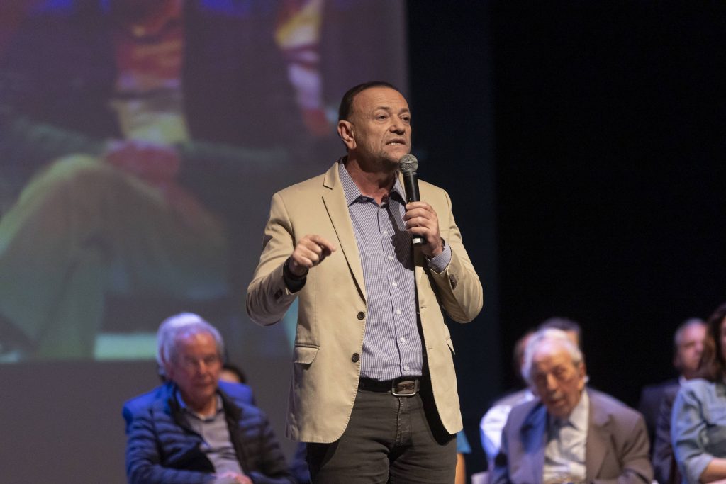 PT condena ataque e fala em secuestro de Maduro - 01/03/2026 - Política