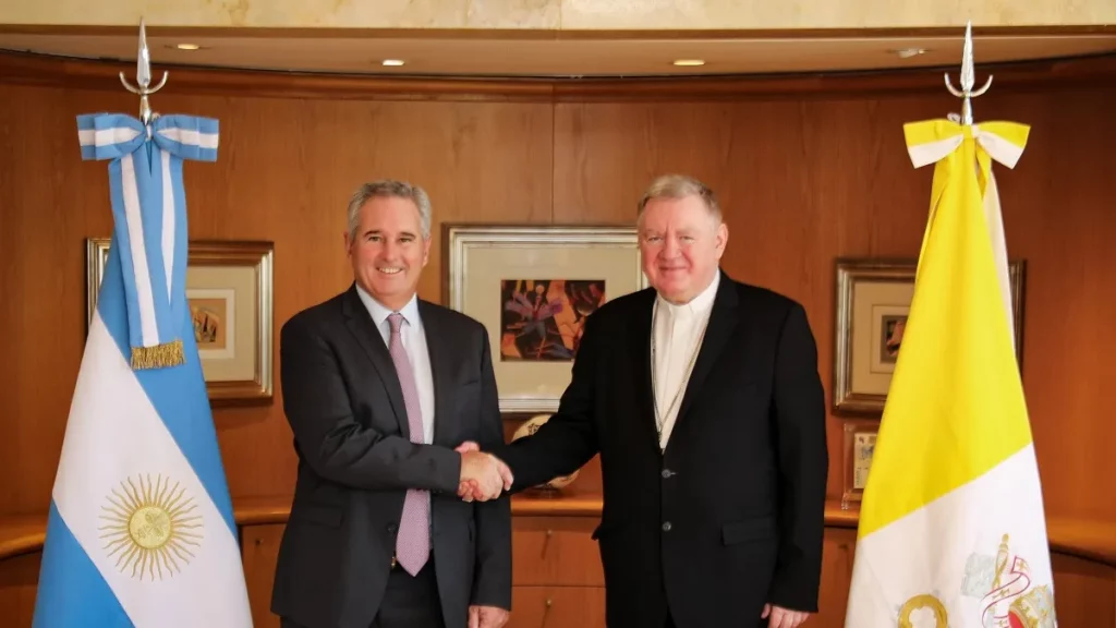 Pablo Quirno recibió al Nuncio Apostólico antes de su partida a Albania