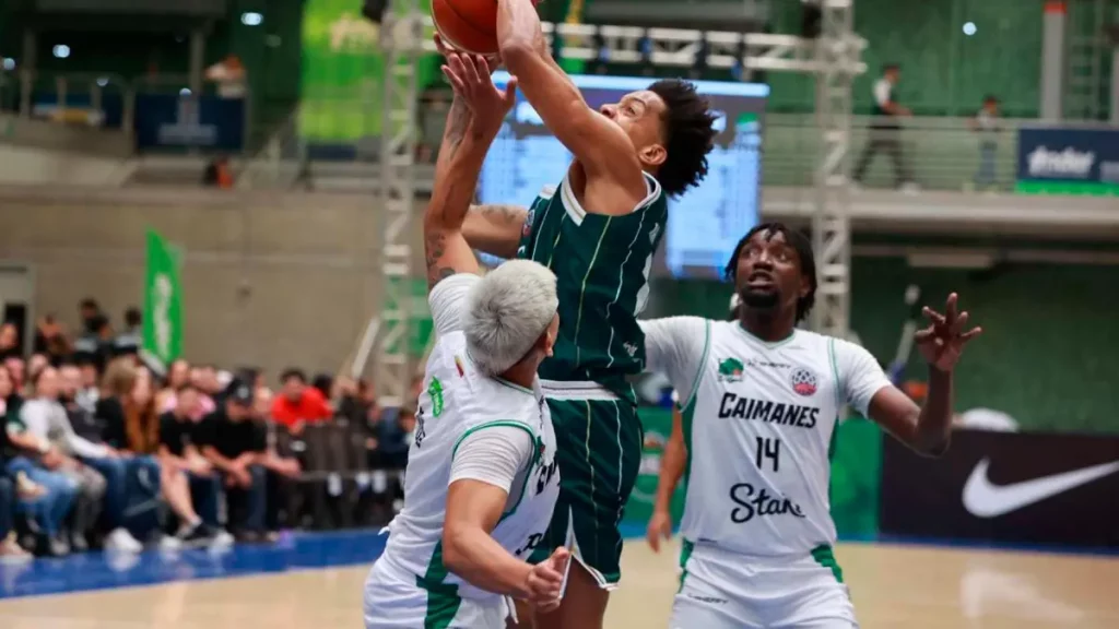 Paisas impuso su ley en el arranque de la Champions y superó a Caimanes del Llano Paisas impuso su ley en el arranque de la Champions y superó a Caimanes del Llano