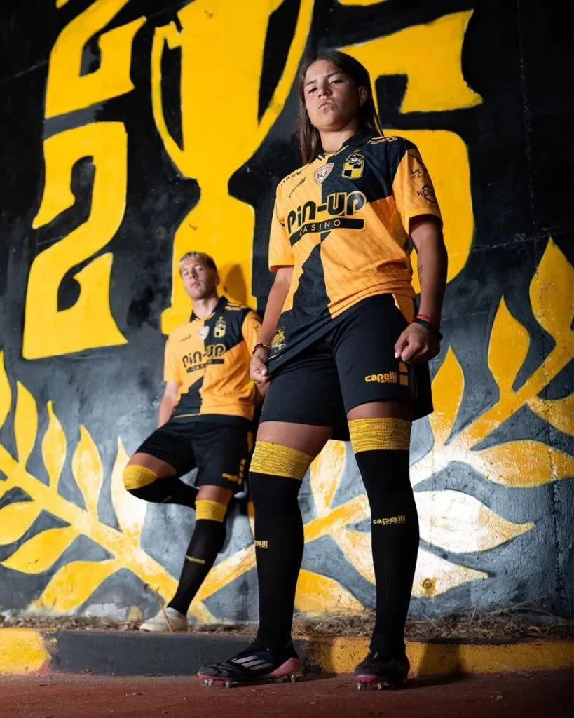 Pasión pirata: así son las nuevas indumentarias de Coquimbo Unido para 2026