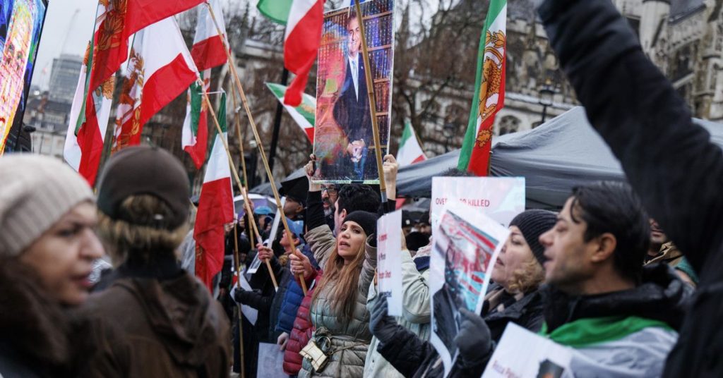 Por qué los diplomáticos occidentales son prudentes a la hora de predecir el fin del régimen iraní