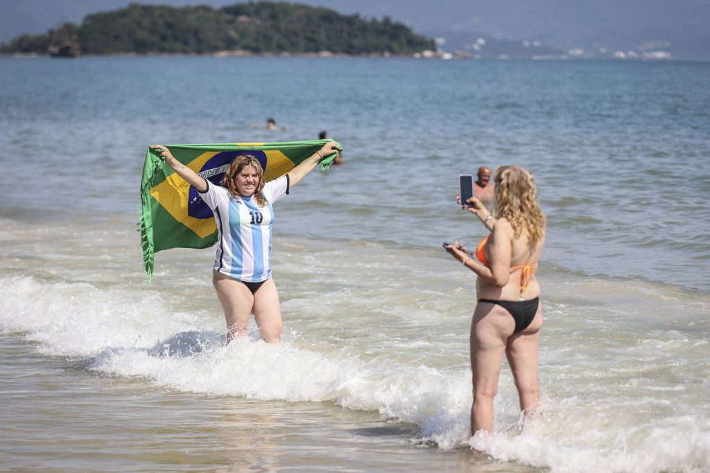 Porcentual de argentinos no litoral de SC cai para 19% - 21/01/2026 - Painel