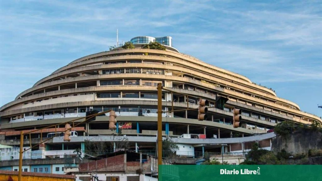 Presidenta de Venezuela anuncia cierre de temida cárcel del Helicoide