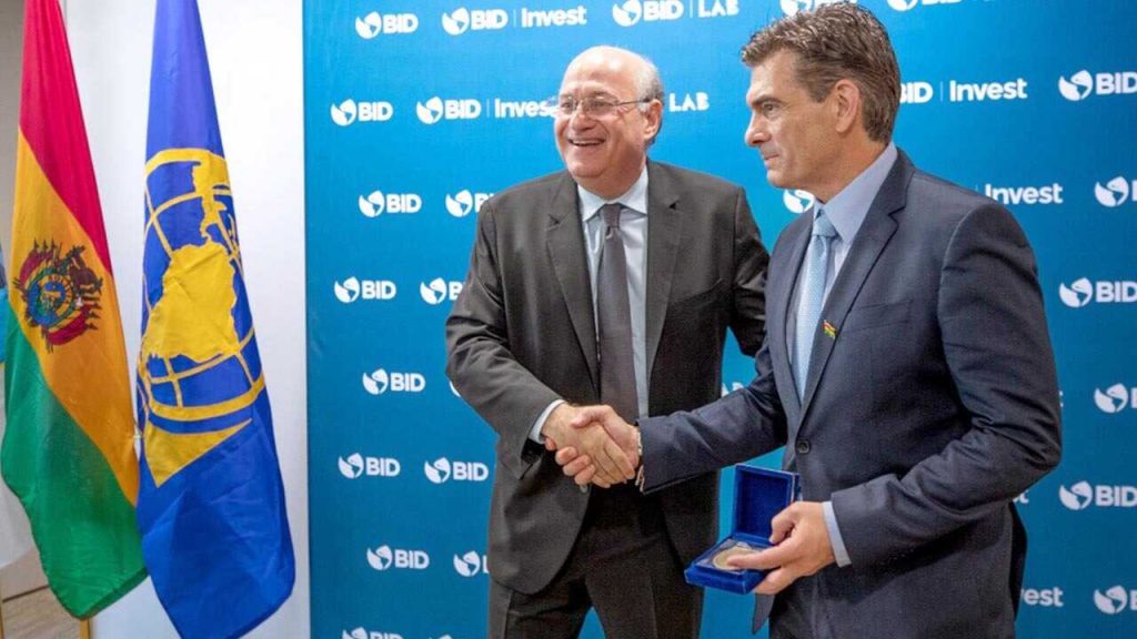 Presidente del BID visitará Bolivia para reunirse con Paz y empresarios Presidente del BID visitará Bolivia para reunirse con Paz y empresarios