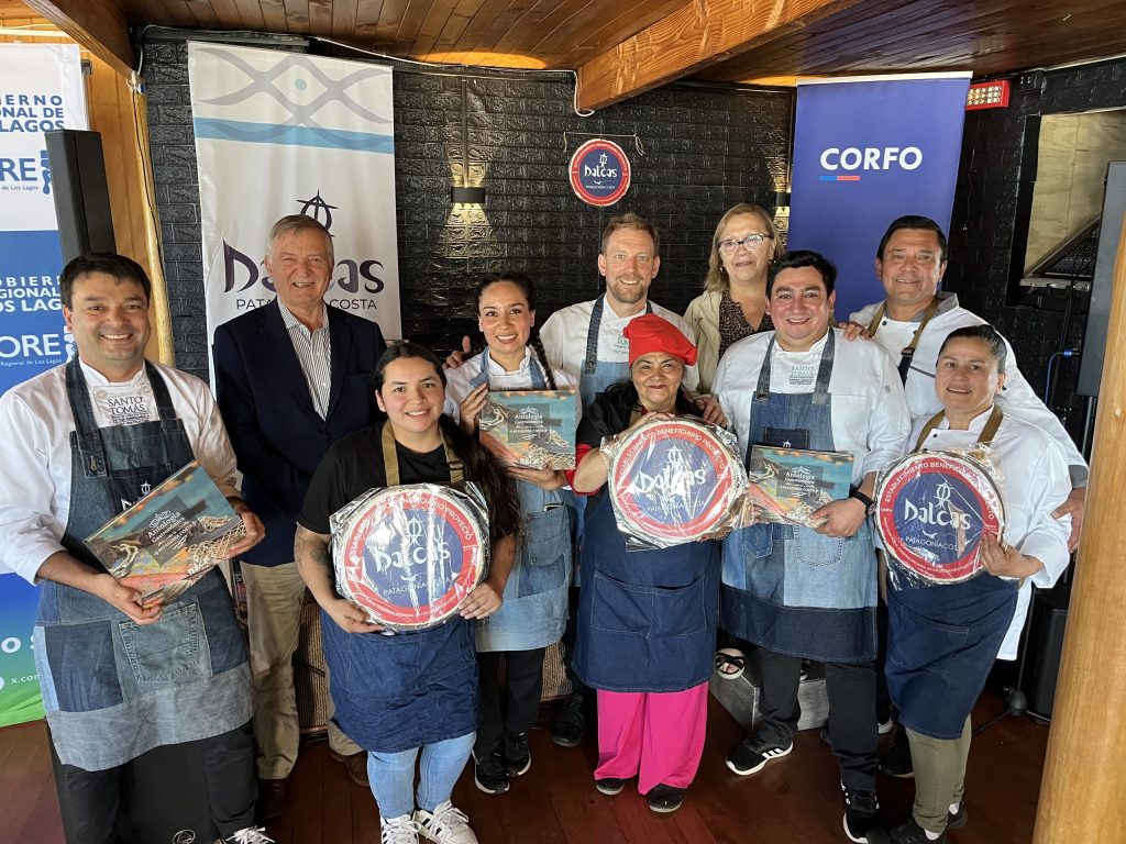 Rector Santo Tomás Puerto Montt destacó a beneficiarios de DALCAS