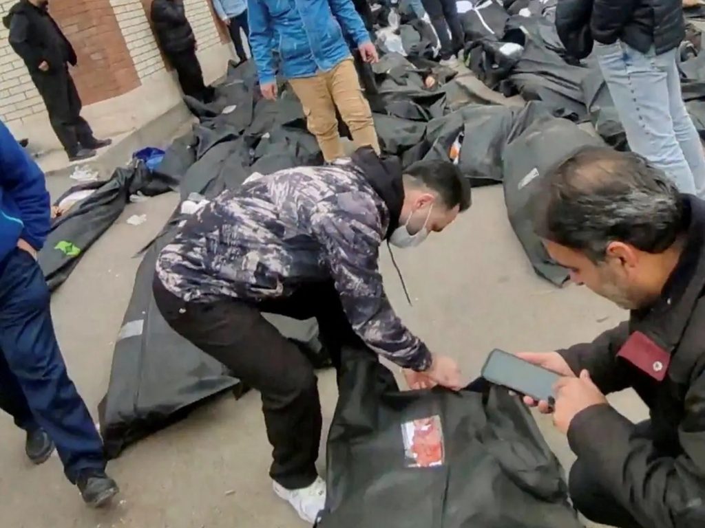 Relatos de brutal represión surgen desde Irán