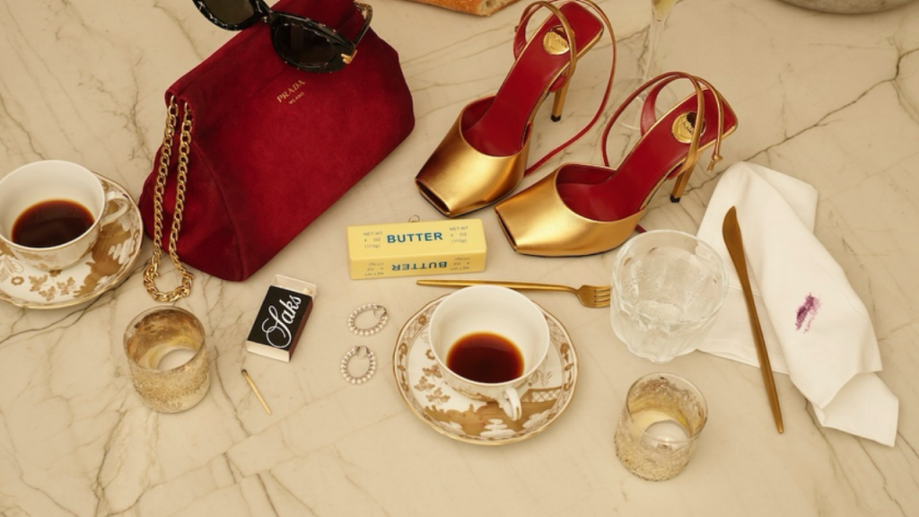 Saks tendría que cortar a los ligeramente menos ricos para sobrevivir • Negocios • Forbes México