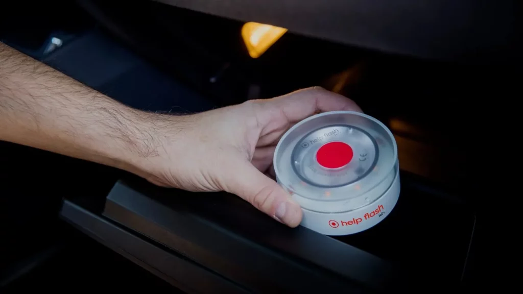 Se dispara el robo de balizas V16 para su venta en el mercado negro