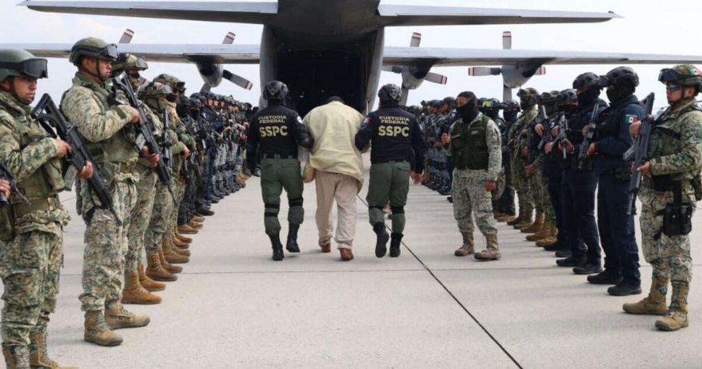 Sheinbaum aclara que traslado de capos a UE no se acordó en llamada con Trump Sheinbaum aclara que traslado de capos a UE no se acordó en llamada con Trump