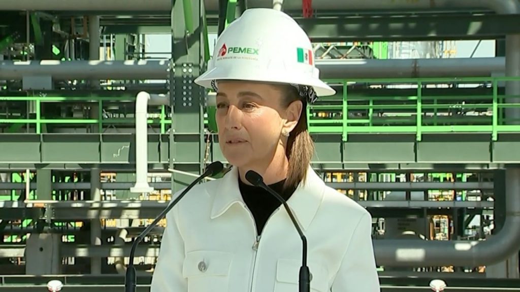 Sheinbaum descarta modificar la relación con Estados Unidos y destaca la importancia de defender el petróleo | VIDEO Sheinbaum descarta modificar la relación con Estados Unidos y destaca la importancia de defender el petróleo | VIDEO
