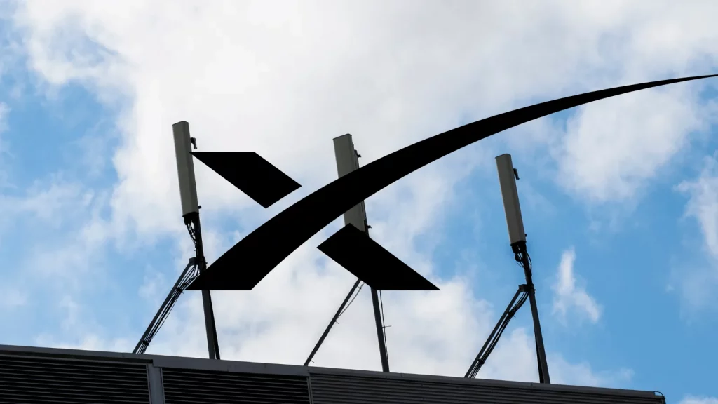 Starlink va a dejar caer sus satélites a 70km en un movimiento inesperado