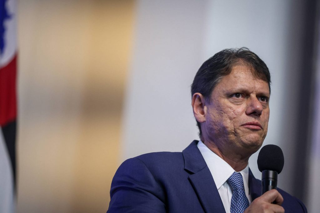 Tarcísio busca reforzar apoios em SP após ataques - 25/01/2026 - Política