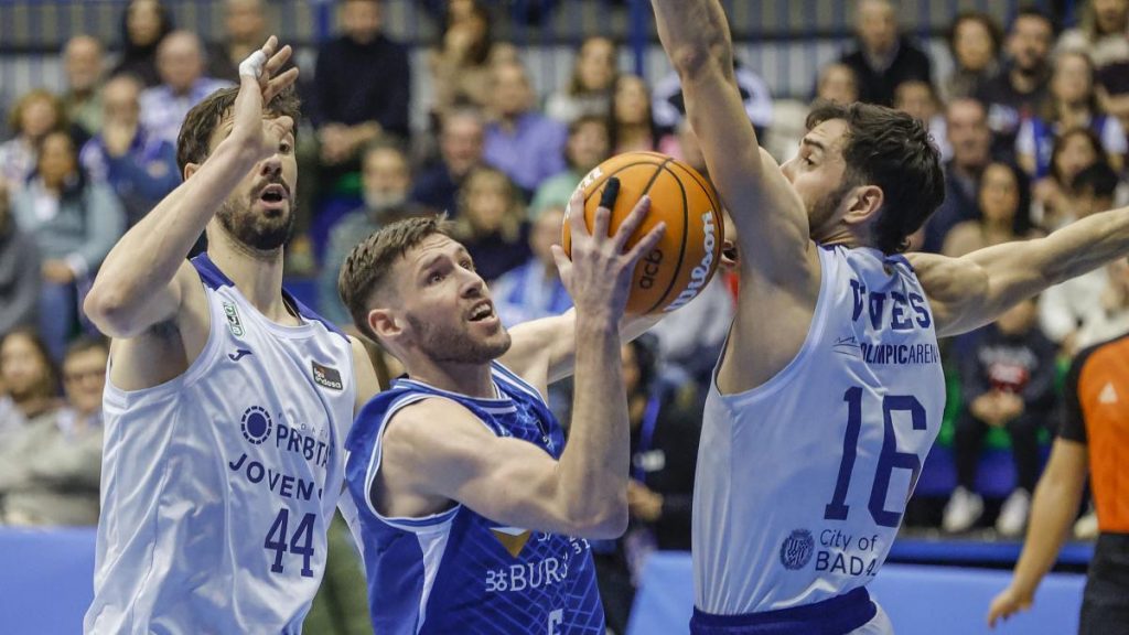 Tomic y Hunt, una pareja que vale una Copa... y paseo del Barça