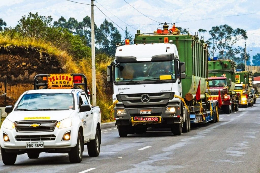 Transporte pesado de cuatro países llama a proteger el comercio entre Ecuador y Colombia