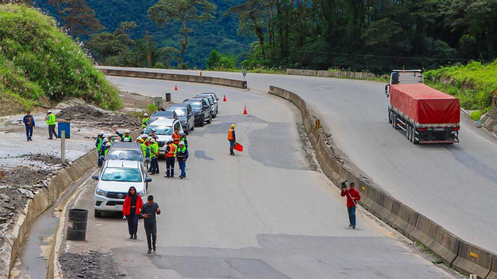 Tras inspección, ABC verifica deterioro en la Doble Vía El Sillar