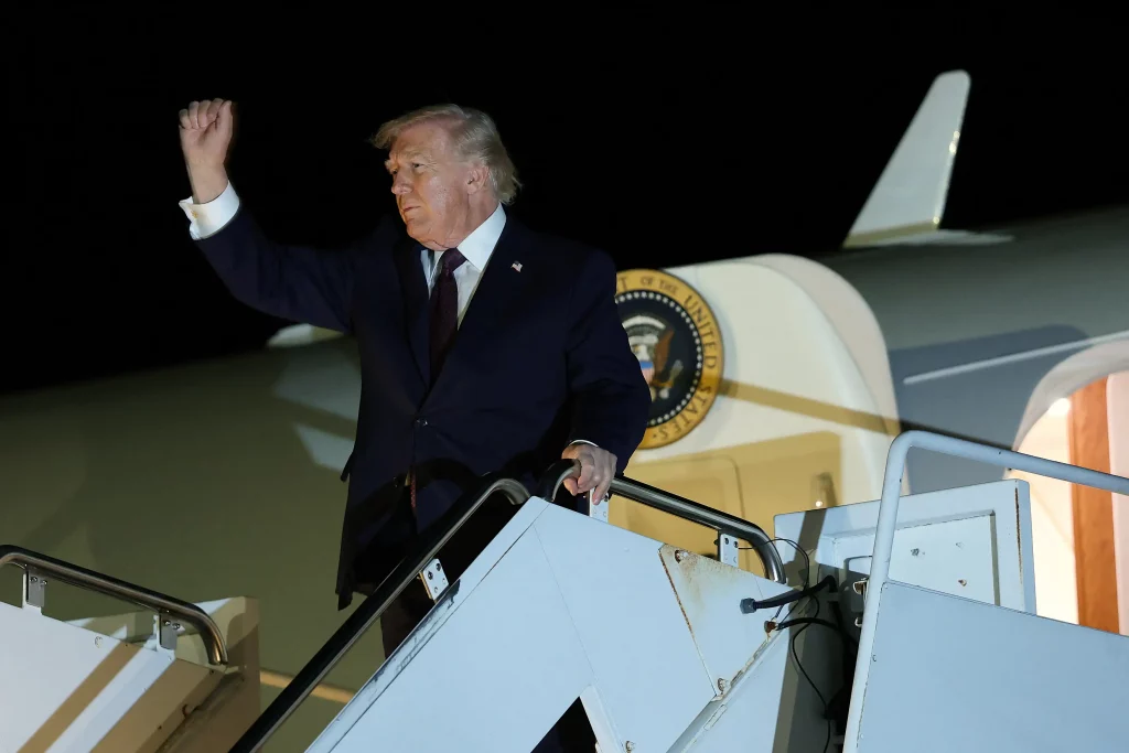 Trump anuncia ofensiva terrestre de EE.UU. UU. contra cárteles que, según él, dominan México