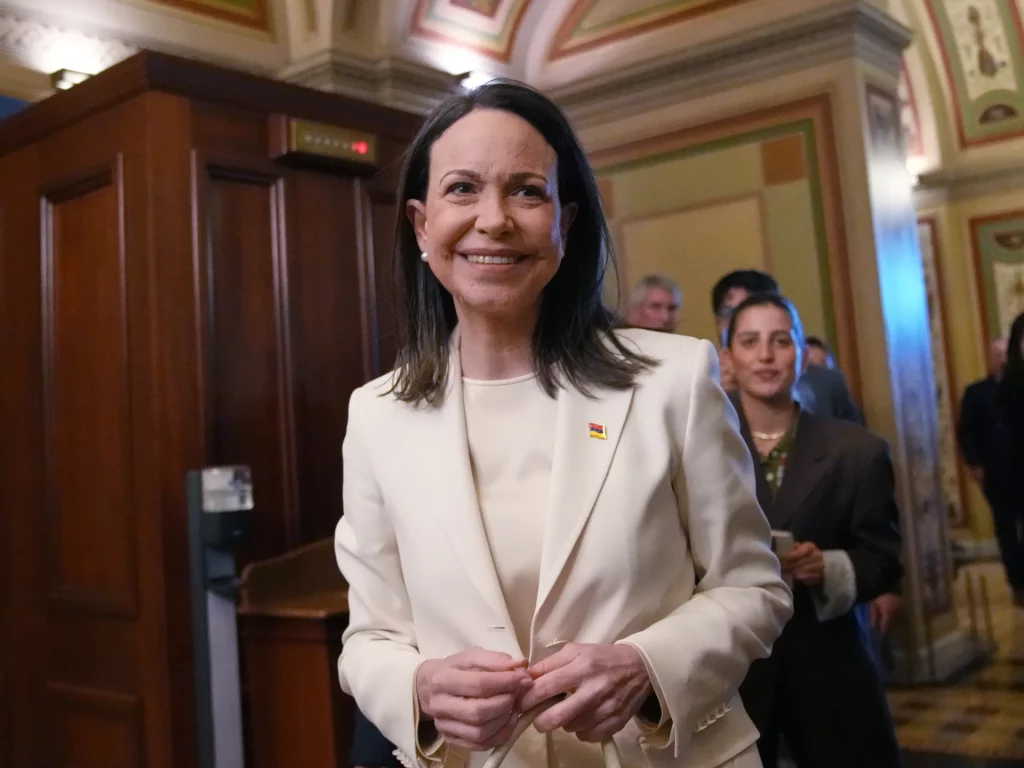 Trump recibe a María Corina Machado de Venezuela en reunión a puertas cerradas | Noticias de Donald Trump