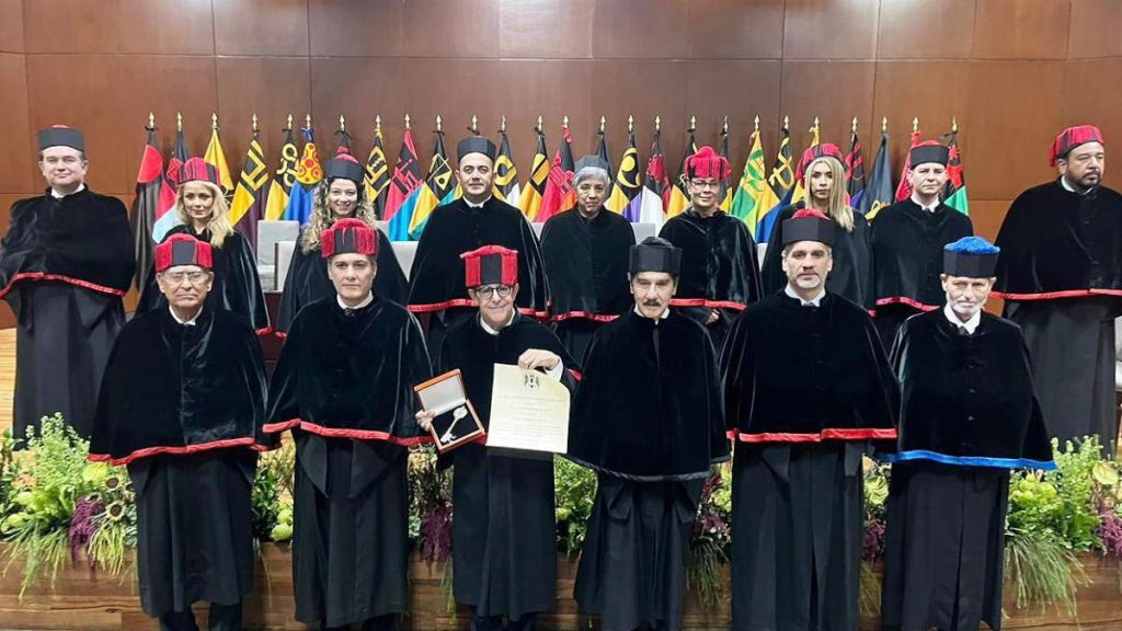 UAG otorga Doctorado Honoris Causa al Dr. Arturo Cherbowski