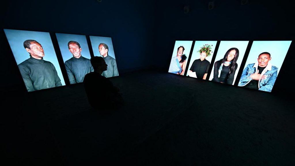 Un genocidio no apto para el arte por Teresa Sesé