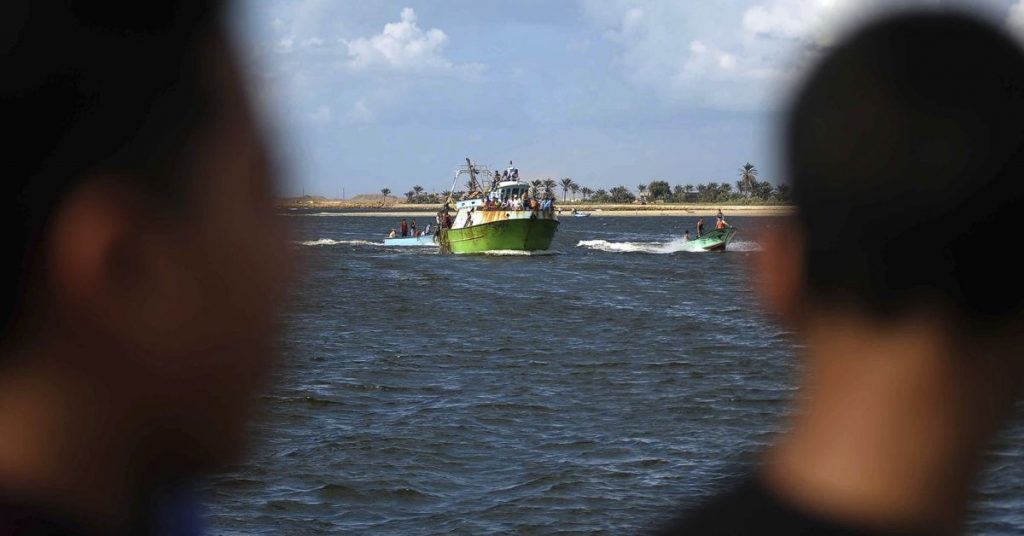 Un marinero de 69 años sobrevive 11 días a la deriva en el mar Mediterráneo - Mundo