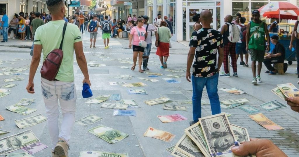 Una divisa sube de precio y otra baja en la venta informal en Cuba Una divisa sube de precio y otra baja en la venta informal en Cuba