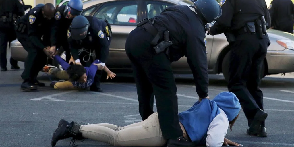 Una persona en estado crítico tras recibir un disparo en un incidente con la Patrulla Fronteriza en Arizona (EE.UU.) Una persona en estado crítico tras recibir un disparo en un incidente con la Patrulla Fronteriza en Arizona (EE.UU.)