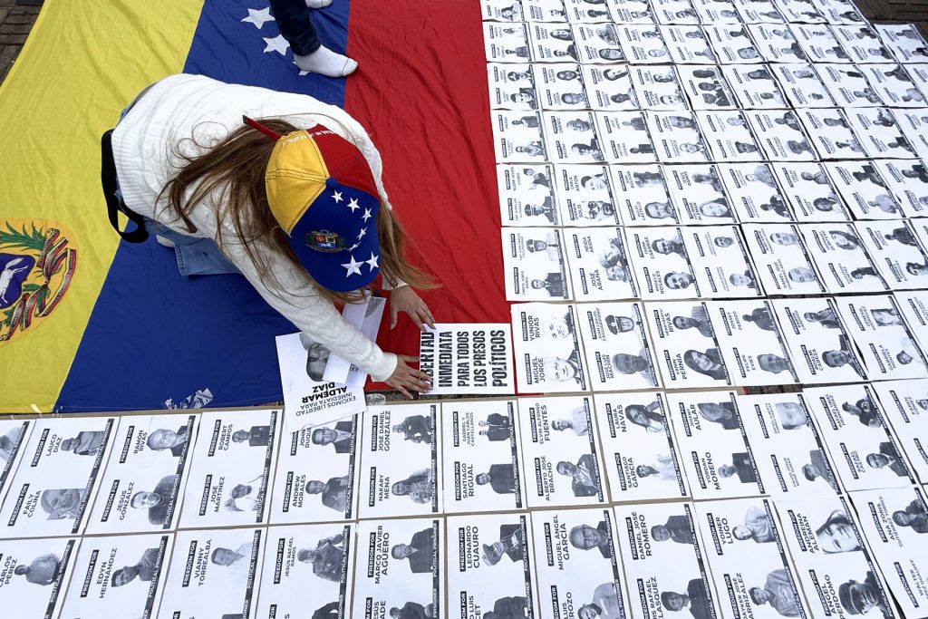 Venezolanos exigieron desde Bogotá la liberación de presos políticos en su país