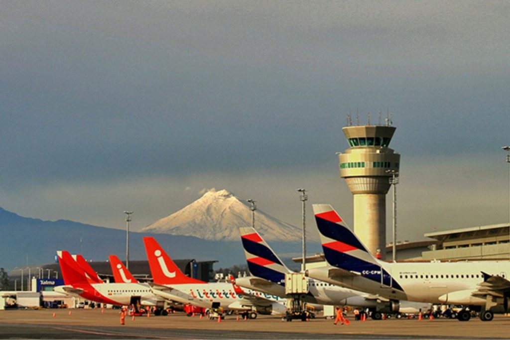 Vuelos cancelados desde Quito y Guayaquil por ola polar en Estados Unidos Vuelos cancelados desde Quito y Guayaquil por ola polar en Estados Unidos