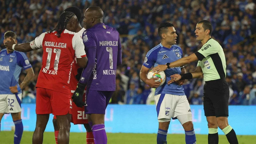 amores y tensión en su primer paso por la Liga