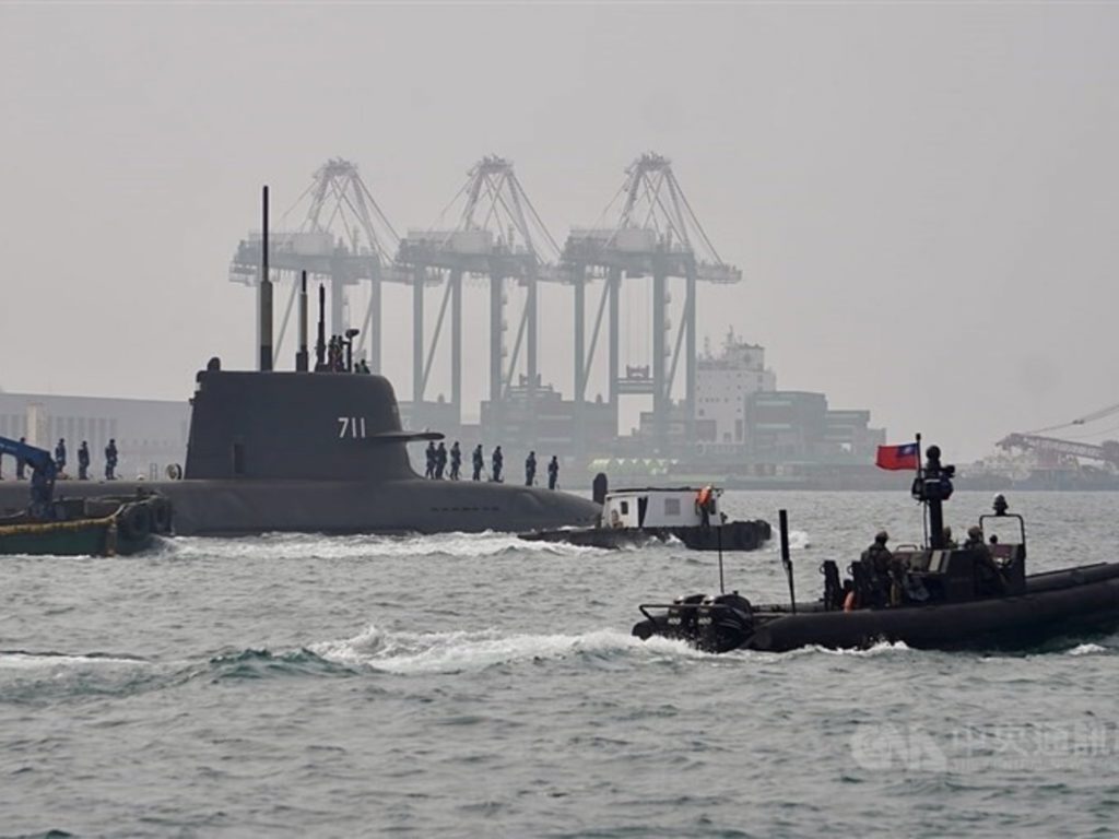 así es su primer submarino de ataque propio para frenar la presión militar de China. así es su primer submarino de ataque propio para frenar la presión militar de China.