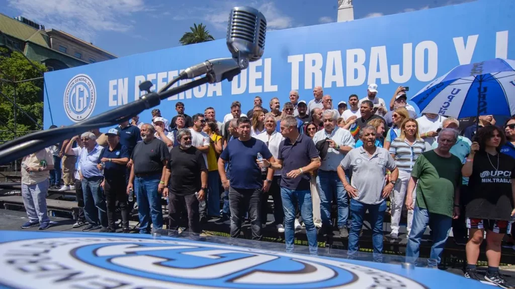 cómo es el plan de la CGT para restablecer apoyos al proyecto oficial