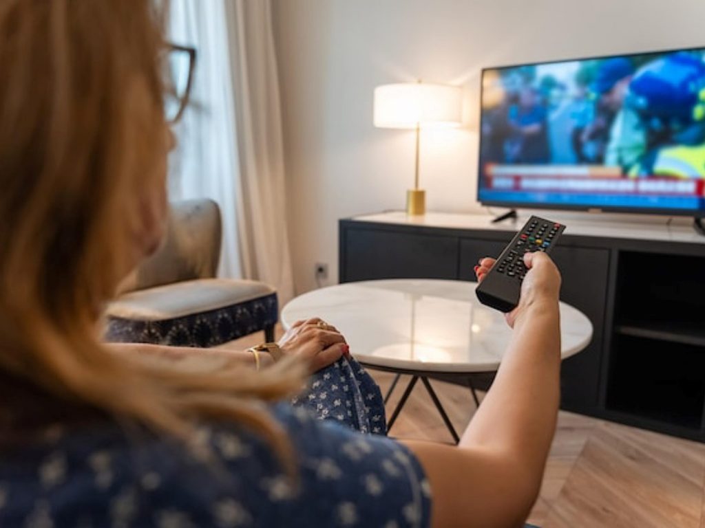 cómo se usa el software para ver películas, series y videojuegos desde cualquier dispositivo