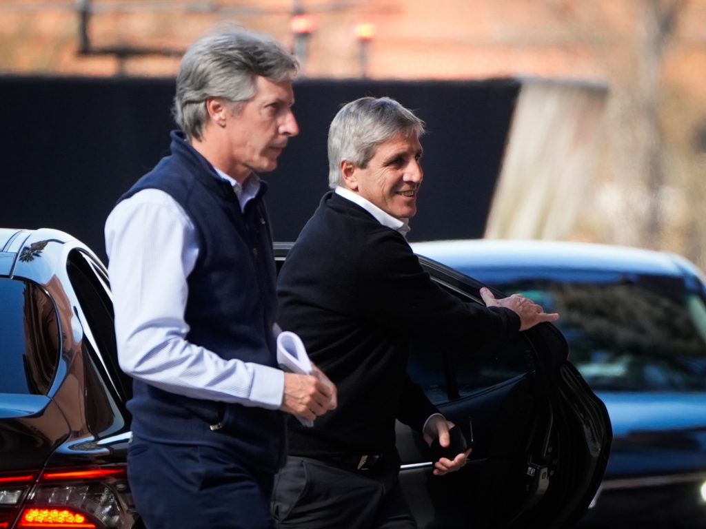 en enero compró US$ 1.158 millones y el dólar bajó 1% en enero compró US$ 1.158 millones y el dólar bajó 1%