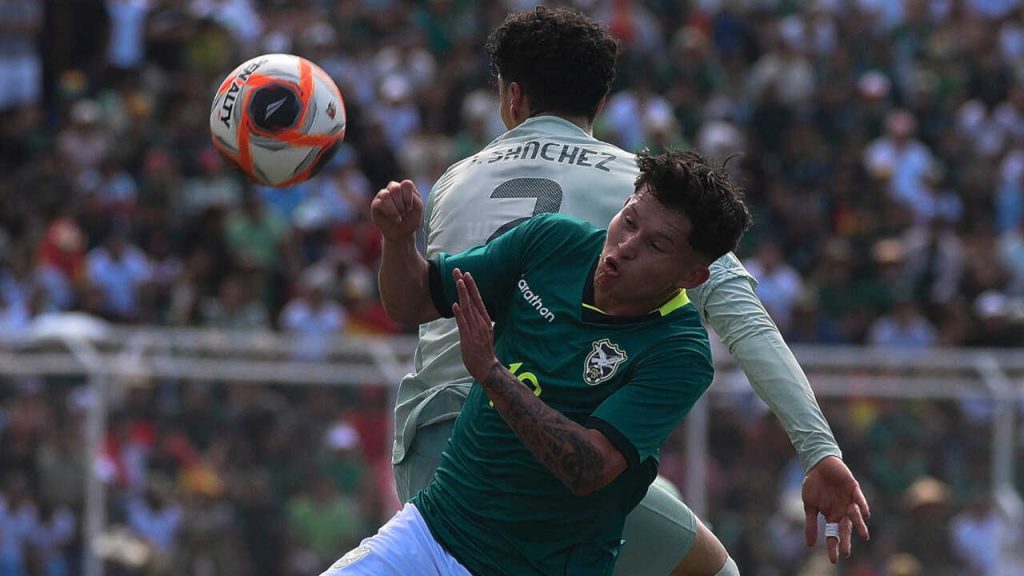 perdió ante México (0-1) antes de encarar el repechaje