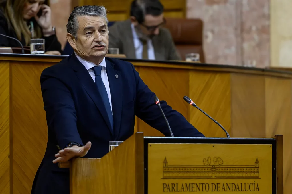 "En la zona cero del accidente ferroviario de Adamuz no hubo colores políticos, solo colaboración y lealtad institucional"dice el 'número 2' del Gobierno andaluz