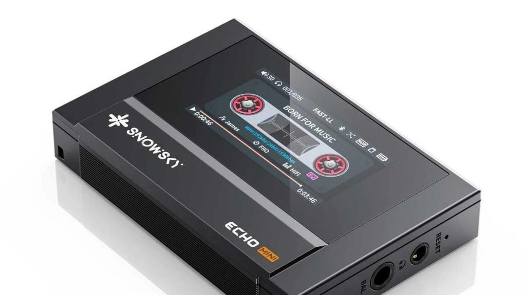 retrosonido en la palma de la mano