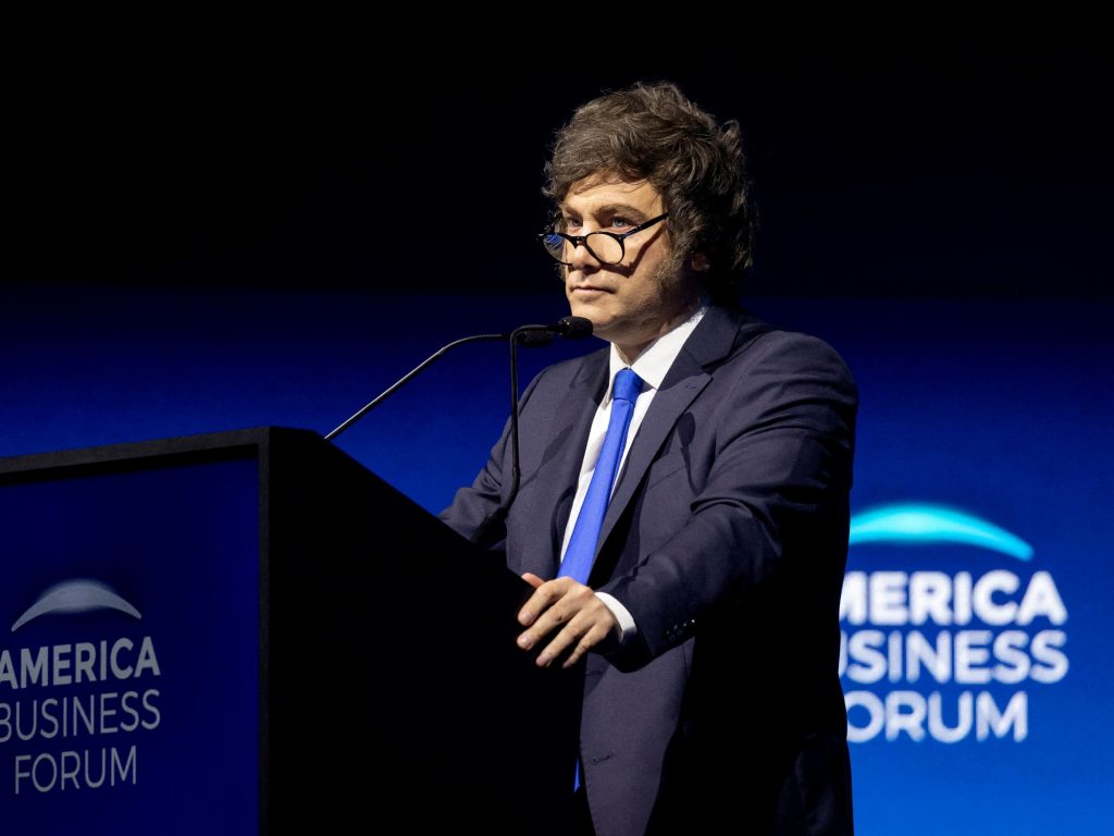 se reunirán con CEOs en la cumbre donde estarán Trump y el FMI