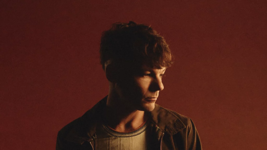 un álbum sobre avanzar sin romper con el pasado