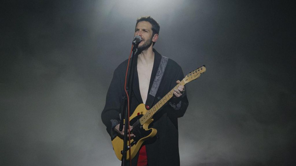 un pequeño gran espectáculo (★★★★✩) un pequeño gran espectáculo (★★★★✩)