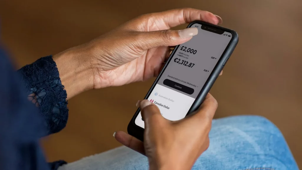 ¿Cheque o transferencia bancaria? El Banco de España explica cuál es el mejor método de pago para comprar una casa