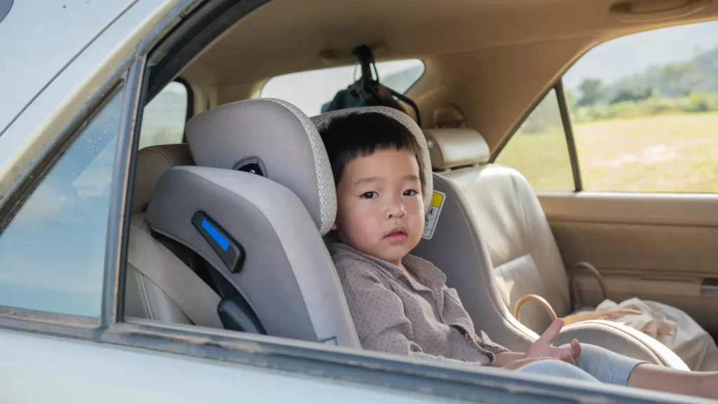 ¿Dudas sobre qué silla comprar a tus hijos en el coche? Estos son los modelos más seguros, según la DGT