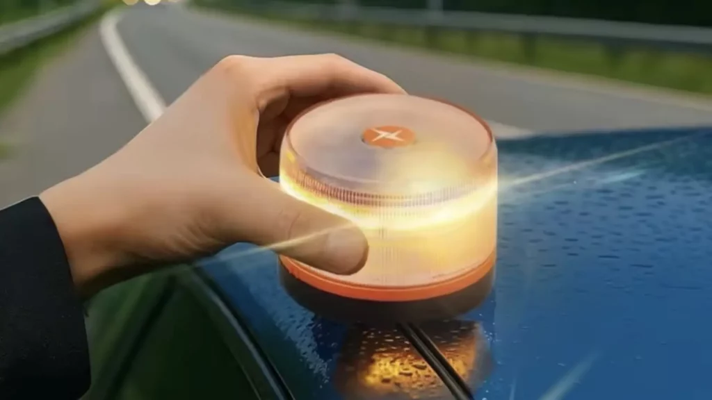 ¿Qué baliza V16 tiene más intensidad luminosa? Un estudio hecho en Galicia revela el mejor modelo ¿Qué baliza V16 tiene más intensidad luminosa? Un estudio hecho en Galicia revela el mejor modelo