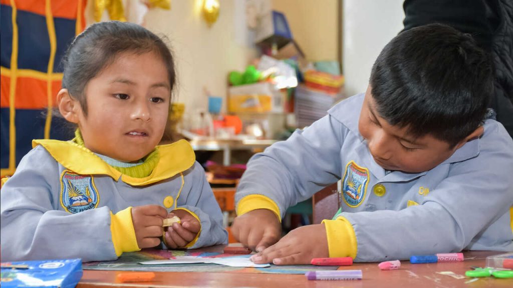 2,8 millones de estudiantes regresan a las aulas; Educación tiene dos tareas por cumplir